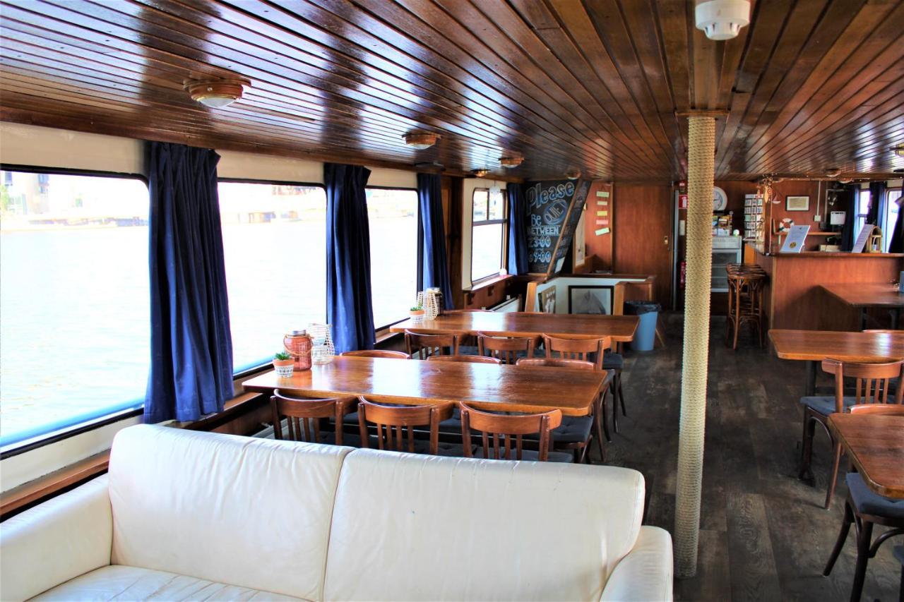 Hotel en barco Amicitia 2*