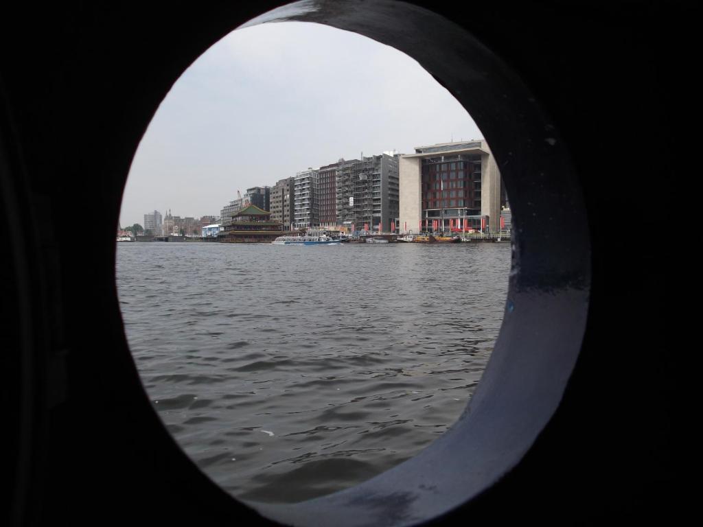 Hotel en barco Amicitia Ámsterdam